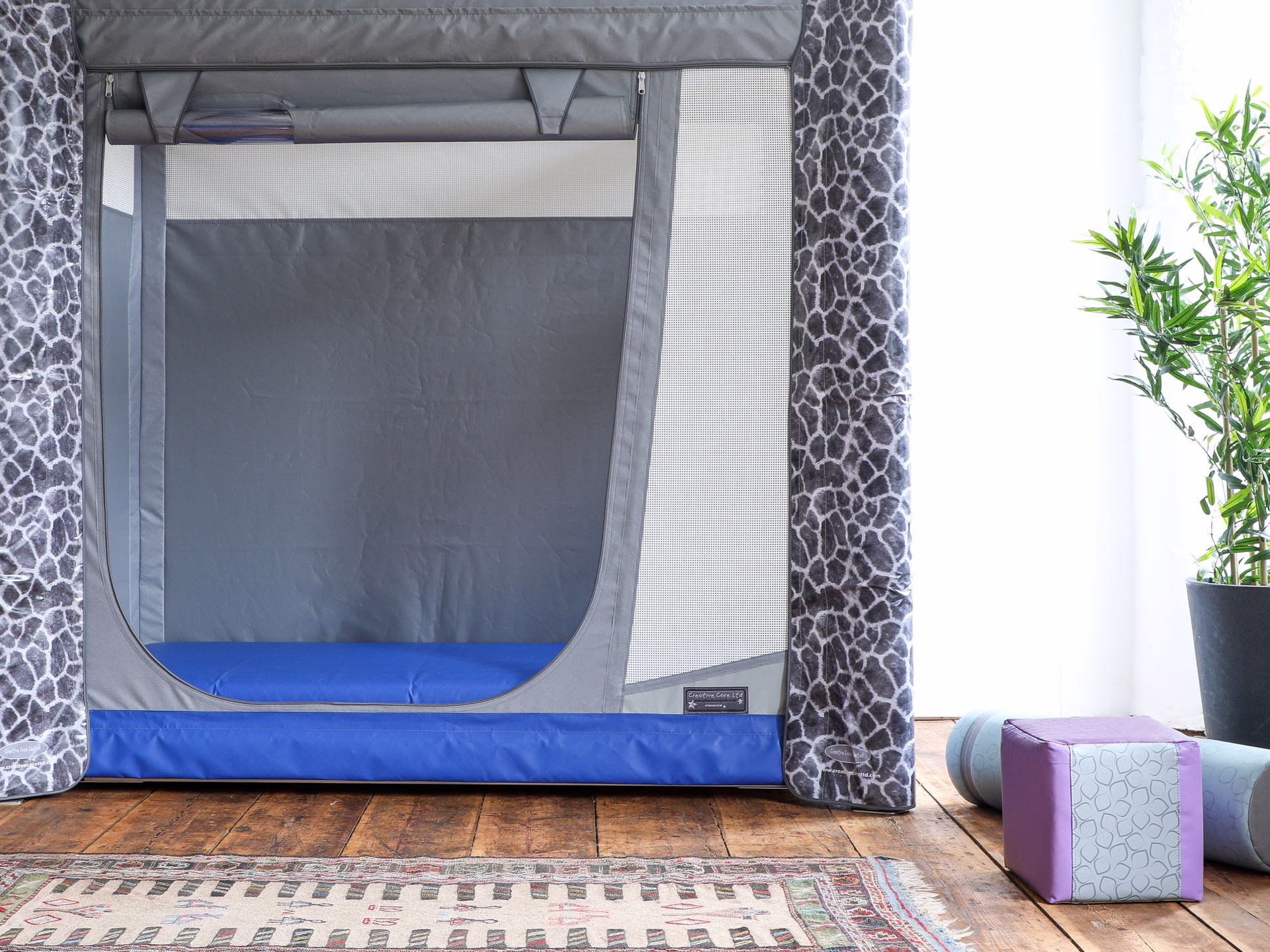 Safe and Sound Pod with Pattern Finish