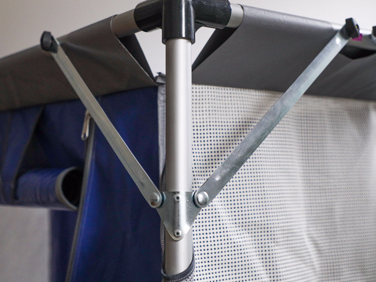 Travel Frame